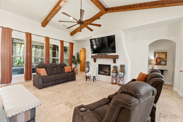 313 Cedar Creek Landing Lane, Mabank, TX 75143