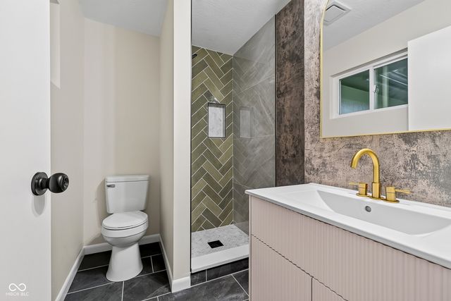 21 Blairsden Avenue, Carmel, IN 46032
