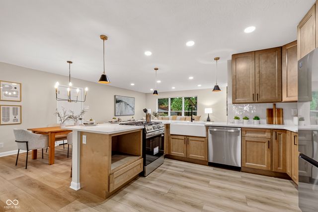 21 Blairsden Avenue, Carmel, IN 46032