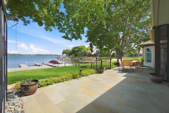 1609 Schooner Point, Willis, TX 77318