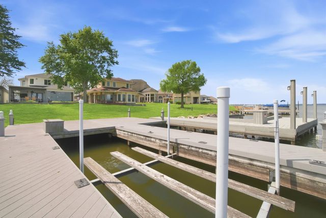 1609 Schooner Point, Willis, TX 77318