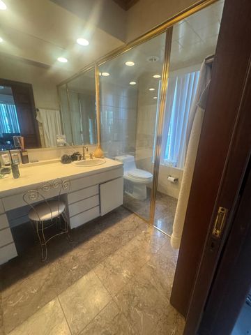 600 Hibiscus Drive, Hallandale Beach, FL 33009