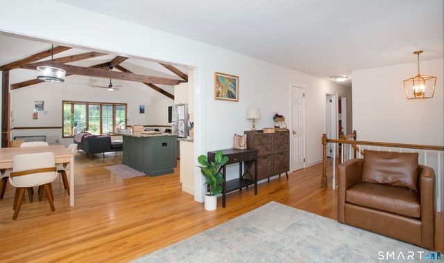 128 Knollwood Drive, Ridgefield, CT 06877
