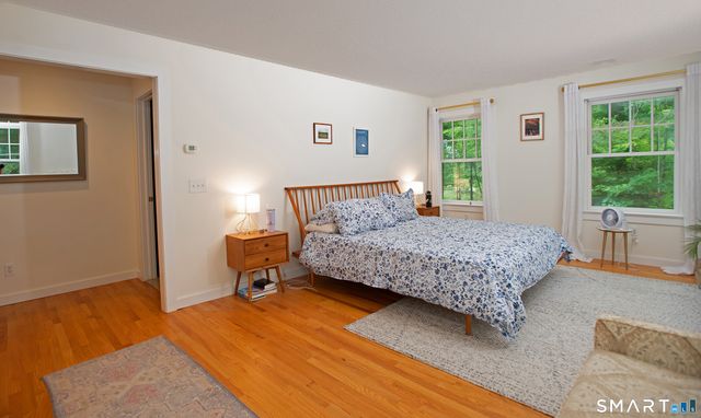 128 Knollwood Drive, Ridgefield, CT 06877