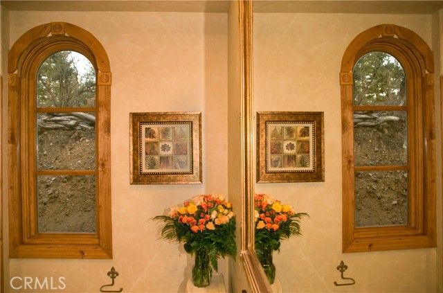 4295 Noodle, Angelus Oaks, CA 92305