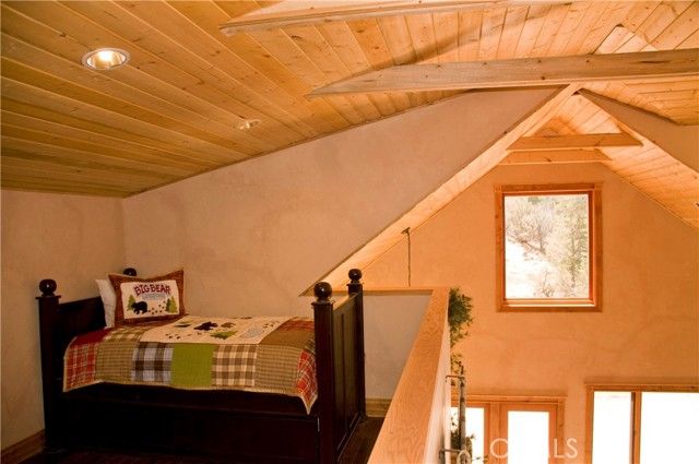 4295 Noodle, Angelus Oaks, CA 92305