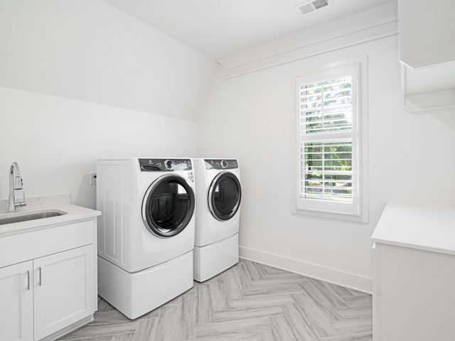 2710 Brightwood Ave, Nashville, TN 37212