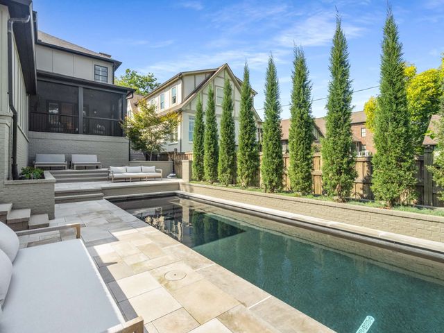 2710 Brightwood Ave, Nashville, TN 37212