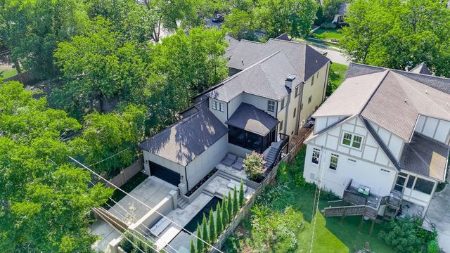 2710 Brightwood Ave, Nashville, TN 37212