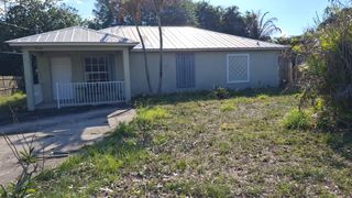 5060 SE Ebbtide Avenue, Stuart, FL 34997