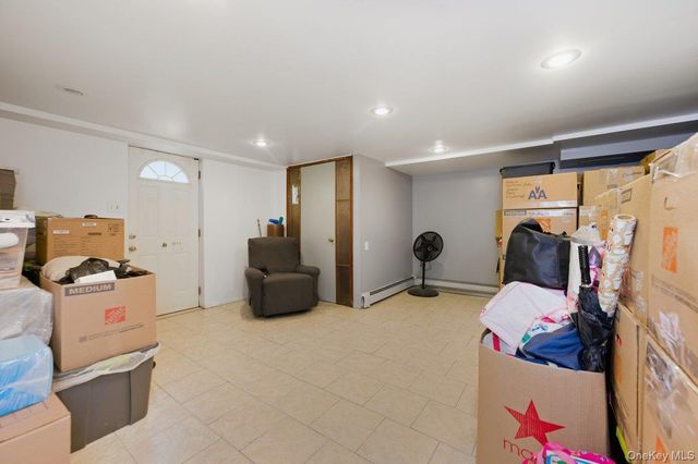 8754 110th Street, Richmond Hill, NY 11418