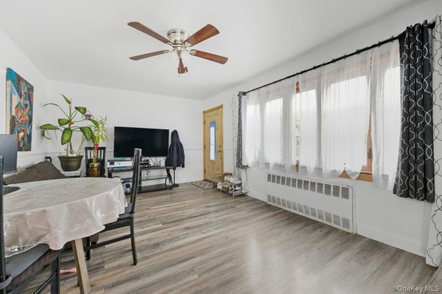 8754 110th Street, Richmond Hill, NY 11418