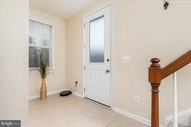 142 SEQUOIA DR, Winchester, VA 22602