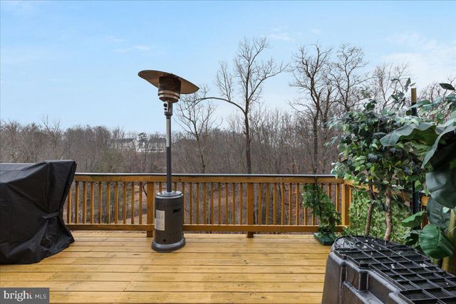 142 SEQUOIA DR, Winchester, VA 22602