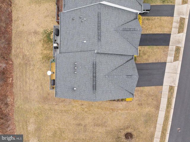 142 SEQUOIA DR, Winchester, VA 22602