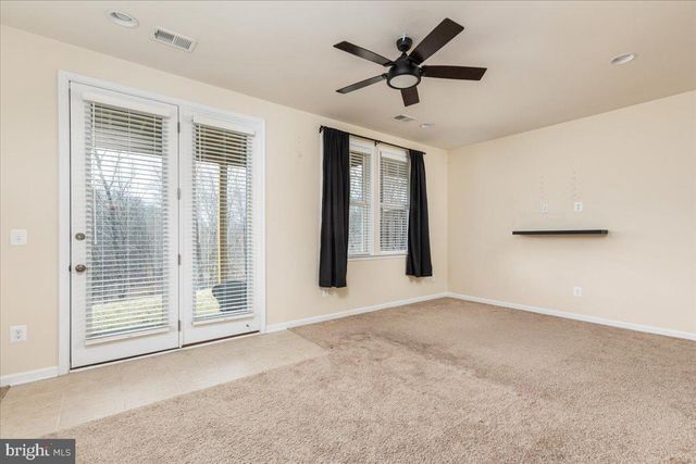 142 SEQUOIA DR, Winchester, VA 22602