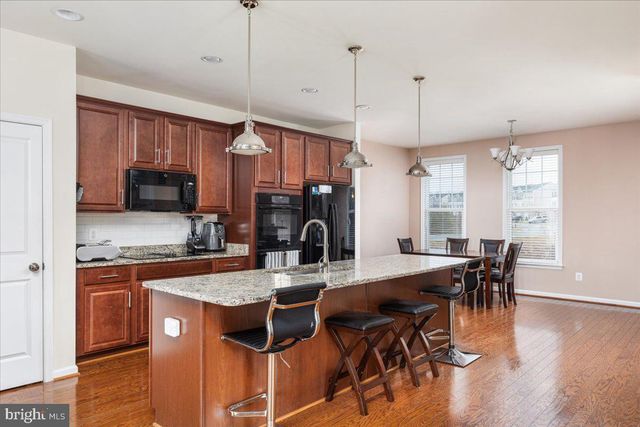 142 SEQUOIA DR, Winchester, VA 22602