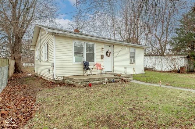 29 Newman Street, Scottsburg, IN 47170