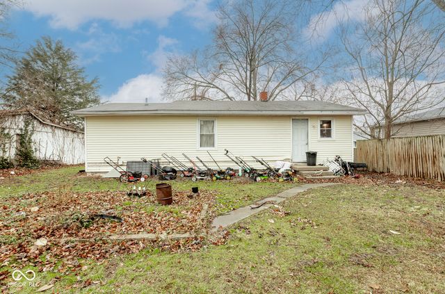 29 Newman Street, Scottsburg, IN 47170