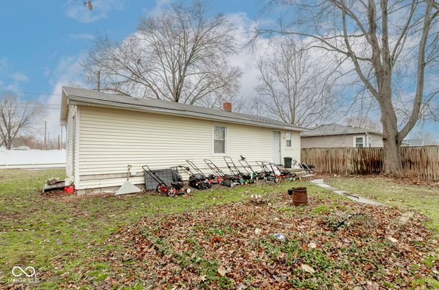 29 Newman Street, Scottsburg, IN 47170