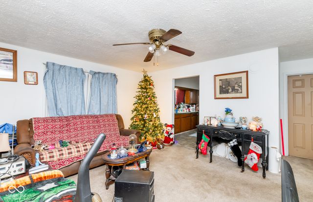 29 Newman Street, Scottsburg, IN 47170