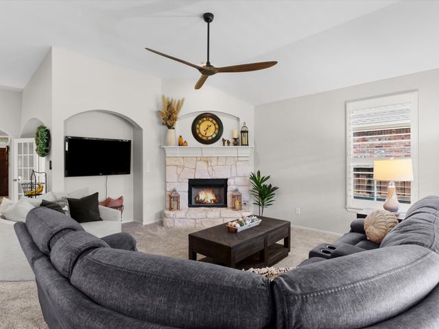8156 Rock Elm Road, Fort Worth, TX 76131