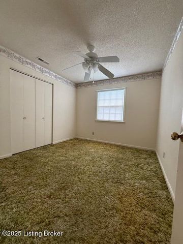 858 Shrewsbury Rd, Leitchfield, KY 42754