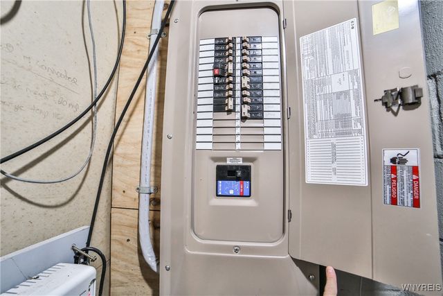 245 McKinley Avenue, Amherst, NY 14221