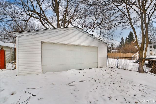 245 McKinley Avenue, Amherst, NY 14221