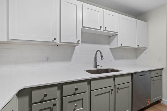 2072 N Kantz Lane, Fayetteville, AR 72703