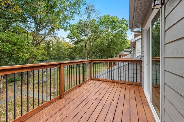 2072 N Kantz Lane, Fayetteville, AR 72703