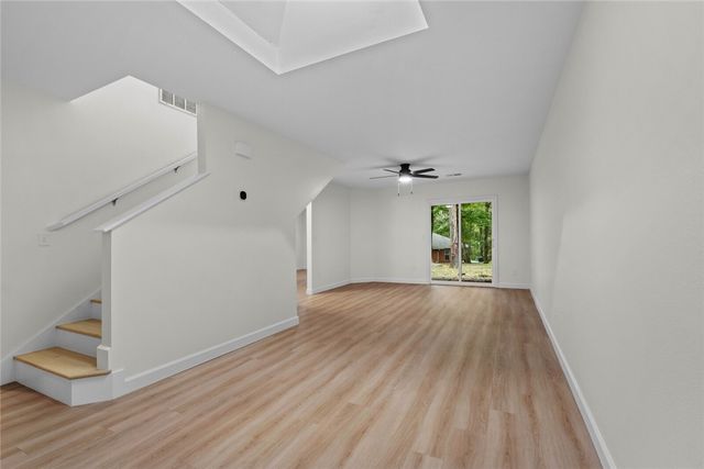 2072 N Kantz Lane, Fayetteville, AR 72703