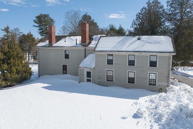 131 Wellesley Street, Weston, MA 02493