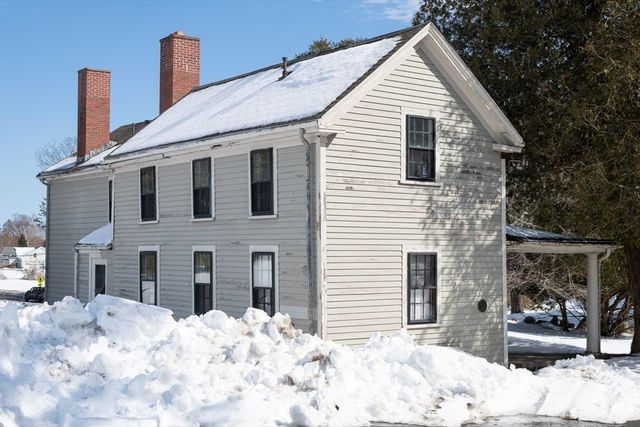 131 Wellesley Street, Weston, MA 02493