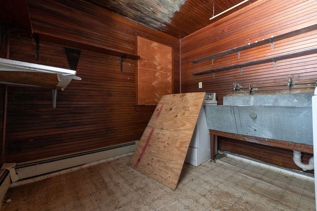 131 Wellesley Street, Weston, MA 02493