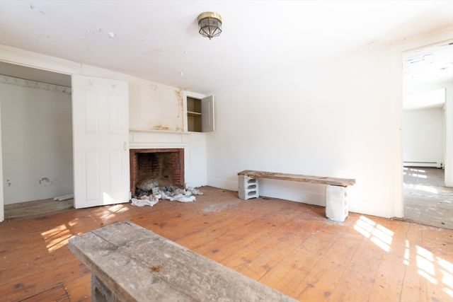 131 Wellesley Street, Weston, MA 02493