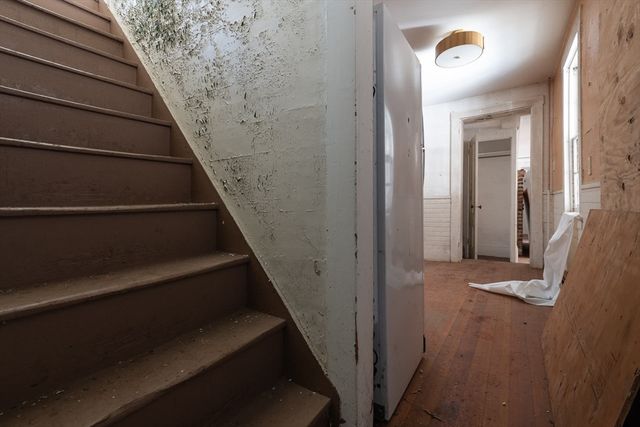 131 Wellesley Street, Weston, MA 02493