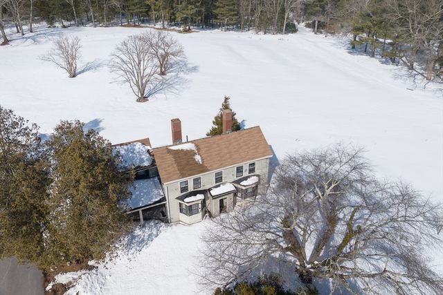 131 Wellesley Street, Weston, MA 02493