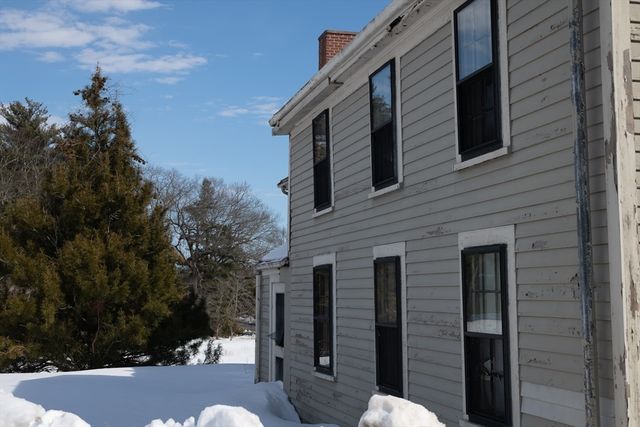 131 Wellesley Street, Weston, MA 02493