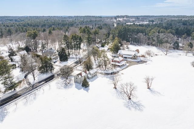 131 Wellesley Street, Weston, MA 02493