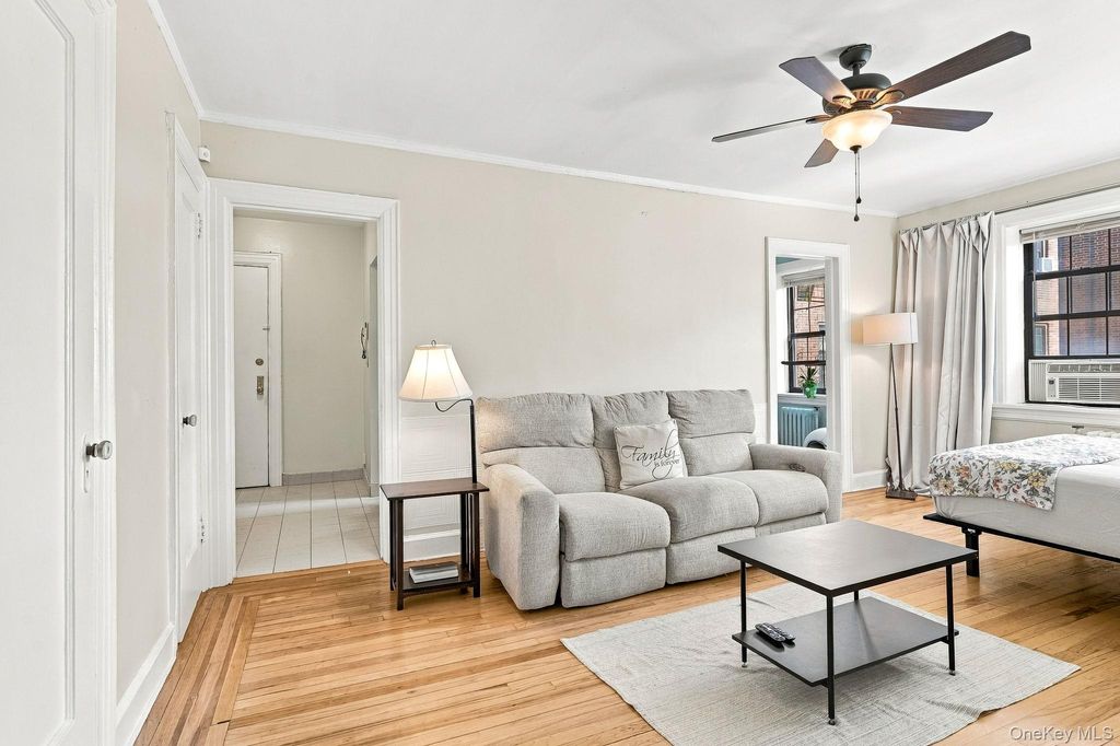 23 Old Mamaroneck Road 4K, White Plains, NY 10605 — photo 5