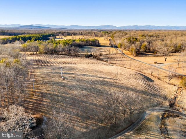 4500 WINERY LN, Barboursville, VA 22923