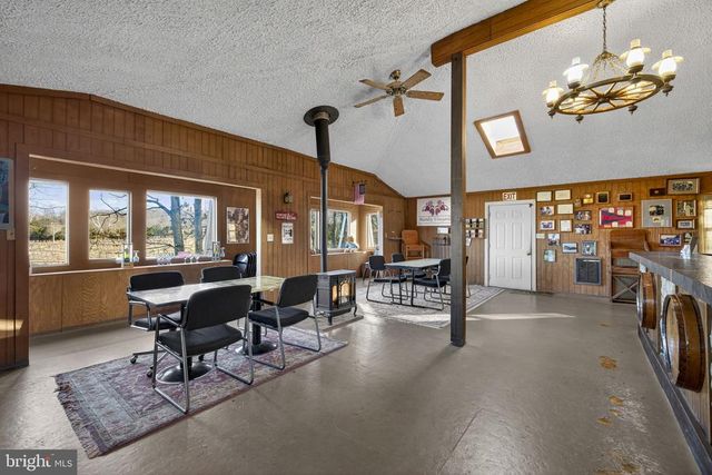 4500 WINERY LN, Barboursville, VA 22923