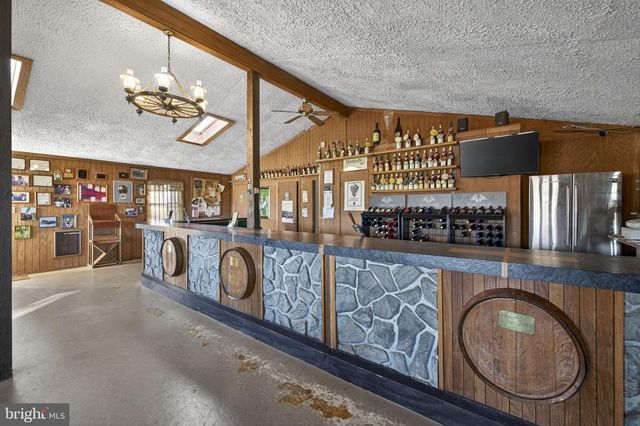 4500 WINERY LN, Barboursville, VA 22923