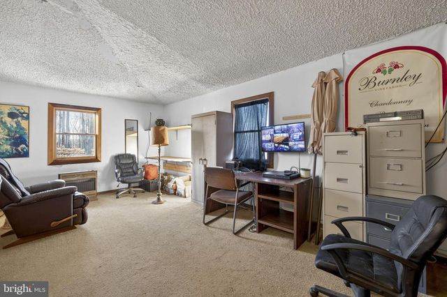 4500 WINERY LN, Barboursville, VA 22923