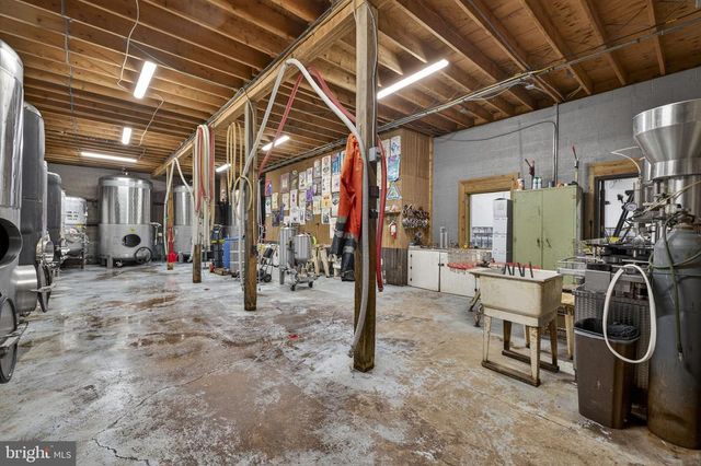 4500 WINERY LN, Barboursville, VA 22923