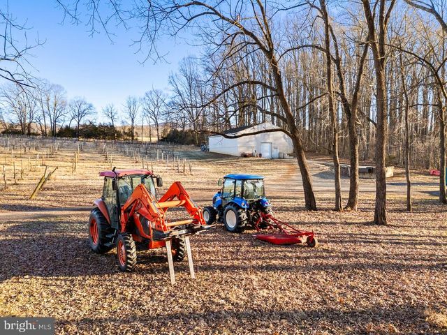 4500 WINERY LN, Barboursville, VA 22923