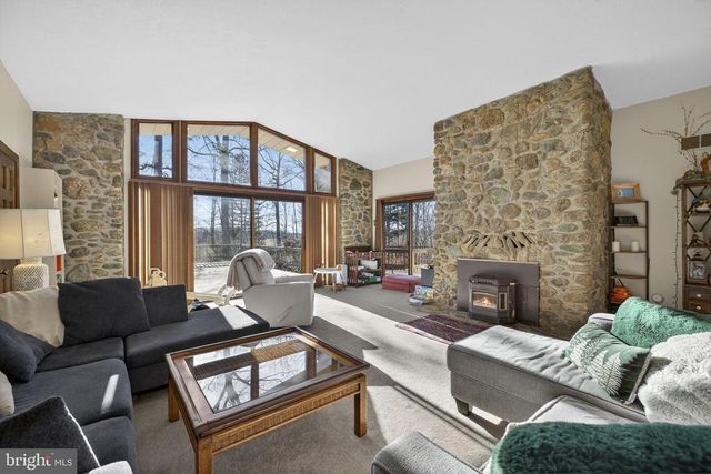 4500 WINERY LN, Barboursville, VA 22923