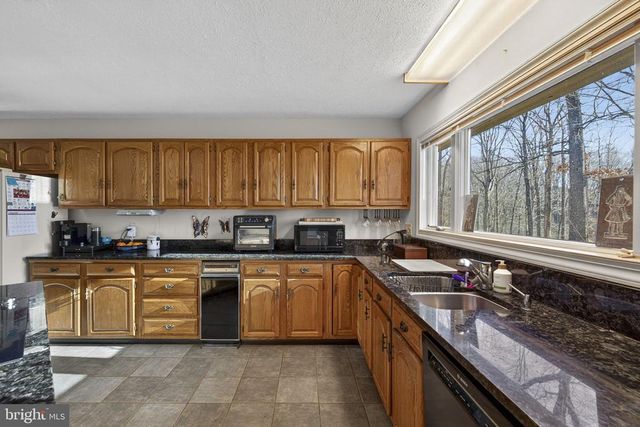 4500 WINERY LN, Barboursville, VA 22923