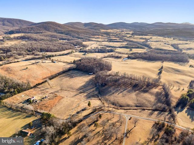 4500 WINERY LN, Barboursville, VA 22923